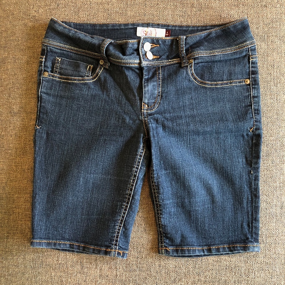 SO Bermuda Jean Shorts